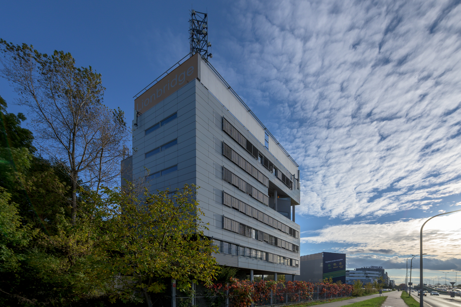 Zdjęcie architektury budynku Taifun
